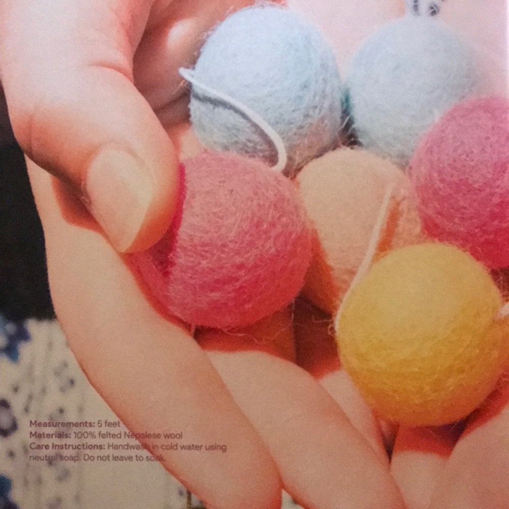 Pom Pom Garland